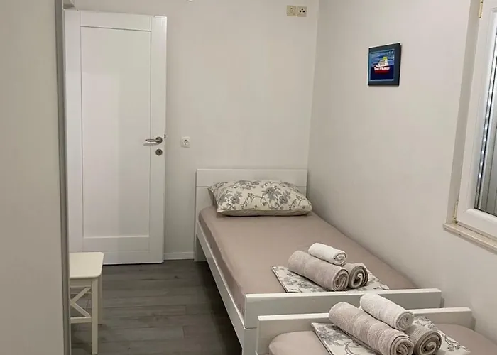 公寓 Stica- Peljesac Janjina