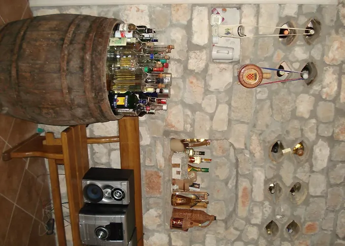 Stica- Peljesac 公寓 *