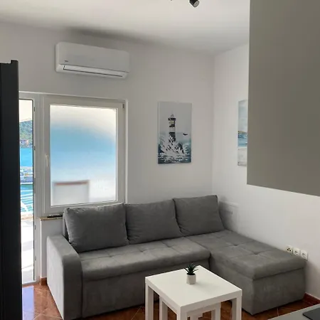 Stica- Peljesac * Janjina