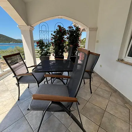 Stica- Peljesac * Janjina